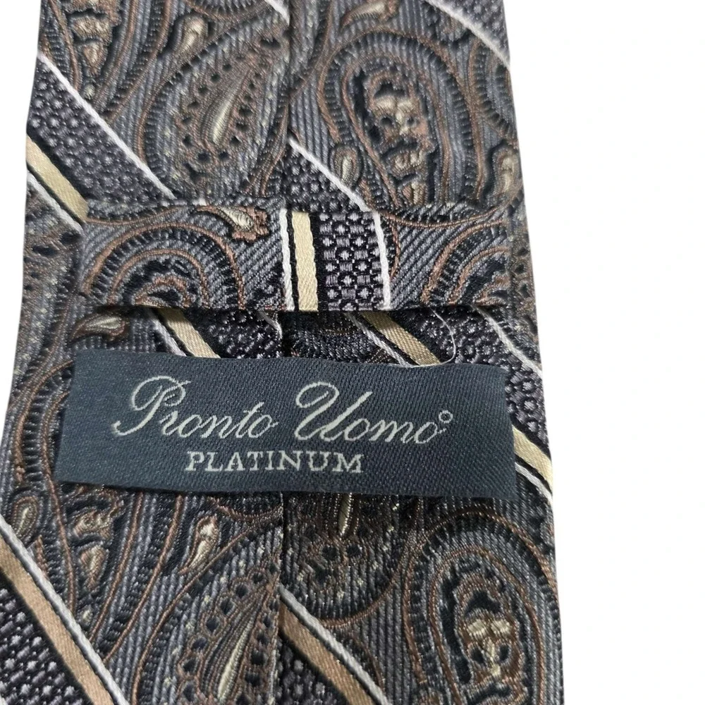 Pronto Uomo Platinum Paisley Silk Tie Mens Woven Striped Pattern Gray‎ Gold